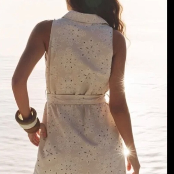 Zara embroidery Eyelet Smocked Dress(Small) - Picture 6 of 7